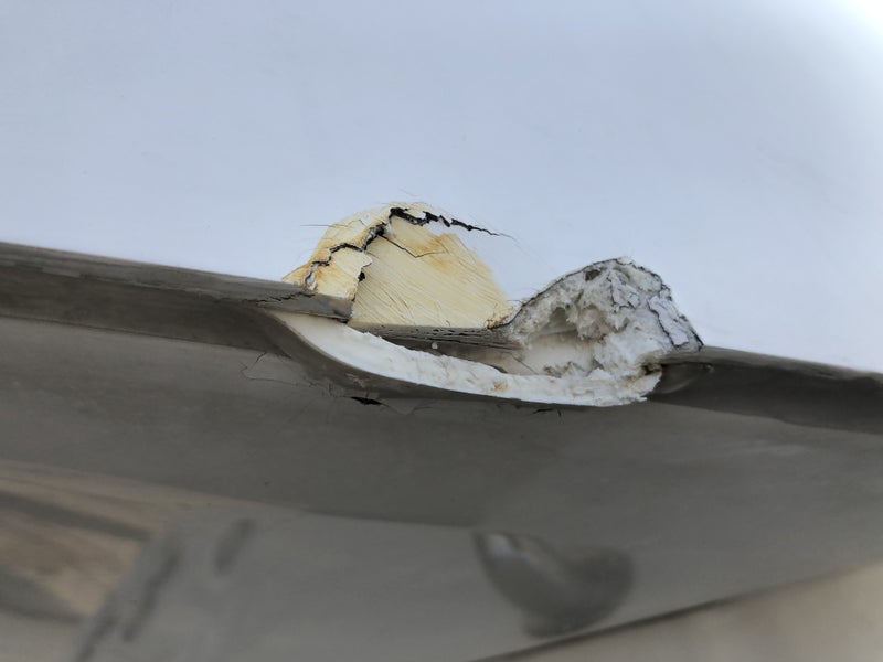 イグザルト36 トランサム補修