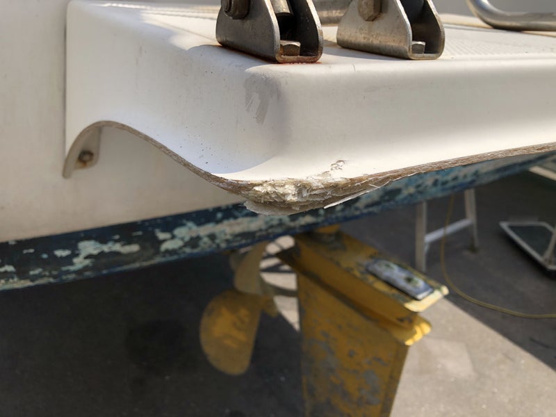 トランサムとハル補修